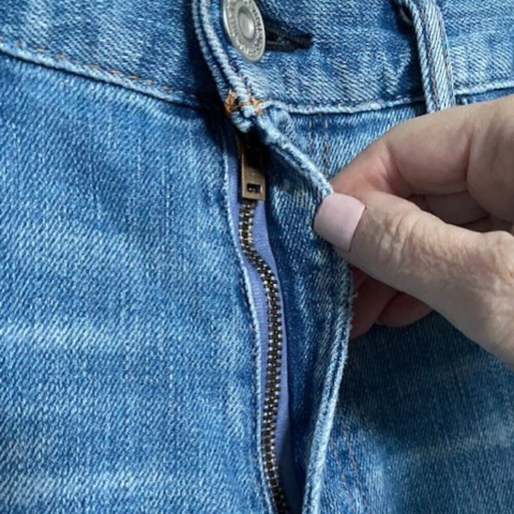MOUSSY Vintage Mid Rise Tapered Leg Distressed Denim Blue Jeans 26 - Picture 7 of 16